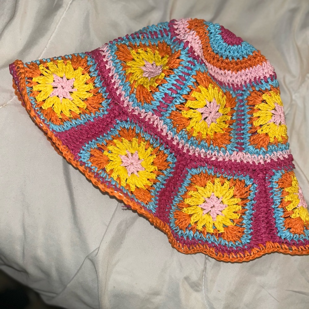 Straw Hat - Picture 3 of 3